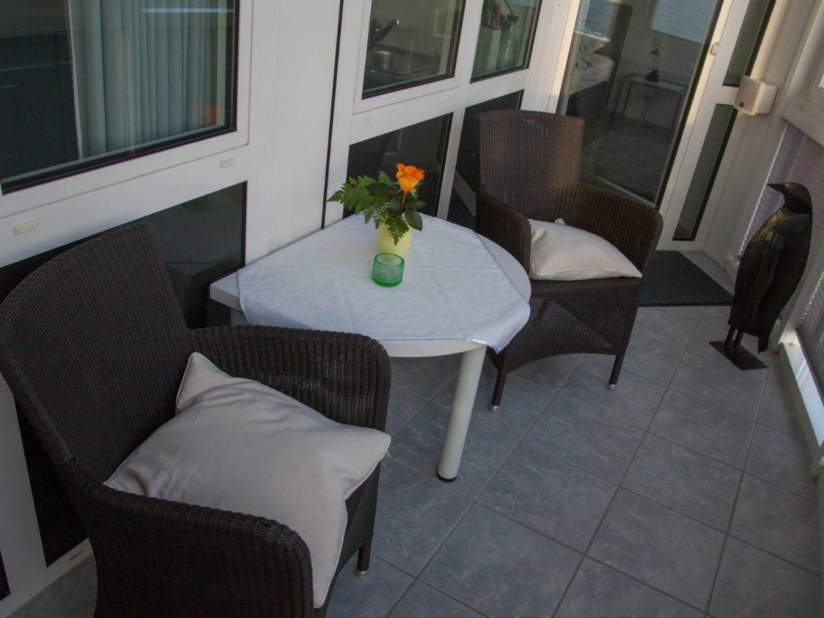 107_1 Helgoland Apartment Wilhelmshaven Room photo